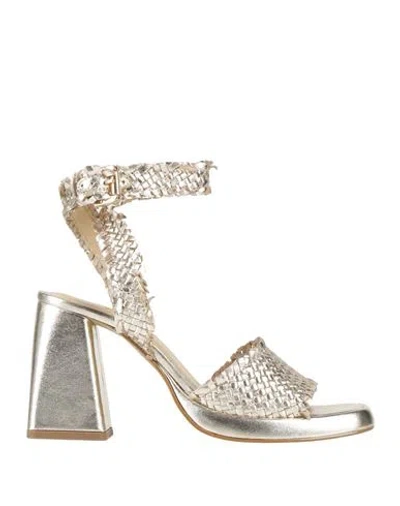 Emanuélle Vee Woman Sandals Platinum Size 8 Leather In Grey