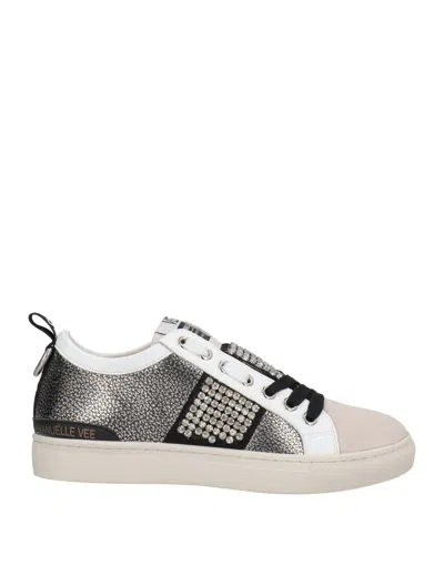 Emanuélle Vee Sneakers In Silver