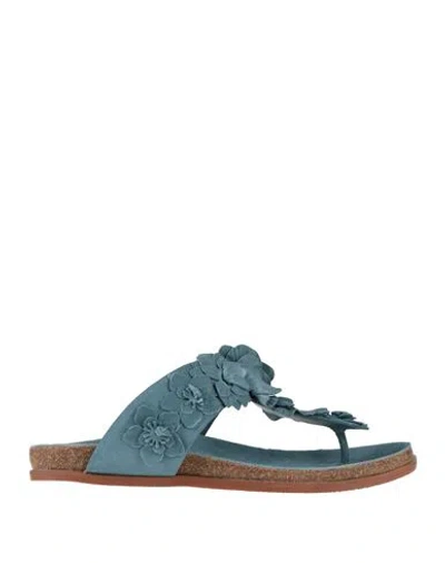 Emanuélle Vee Woman Thong Sandal Slate Blue Size 8 Leather