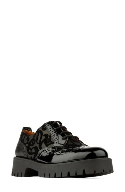 Embassy London Artisan Wingtip Lug Sole Derby In Black
