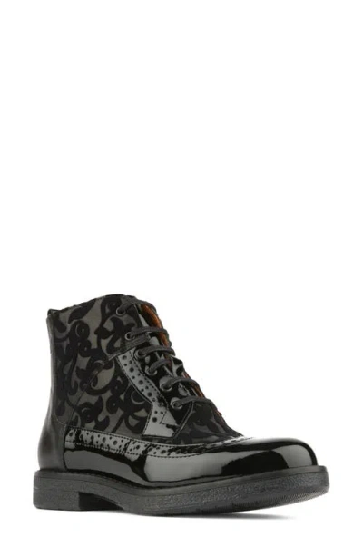Embassy London Hatter Boot In Black