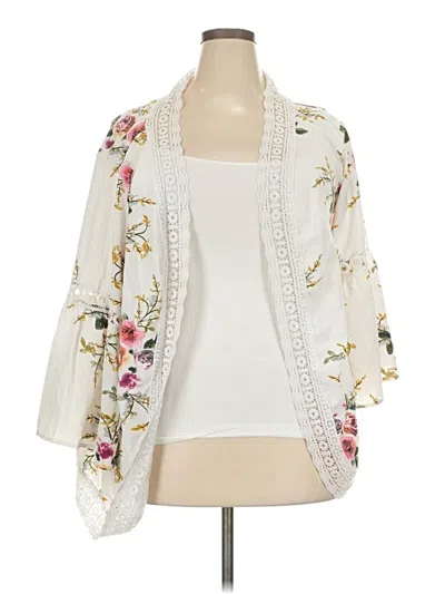 Pre-owned Emery Rose Kimono In Ivory