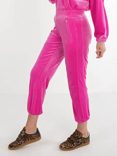 Emily Mccarthy Downtown Jogger In Pink