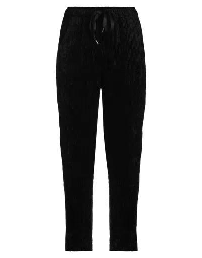 Emma & Gaia Pants In Black