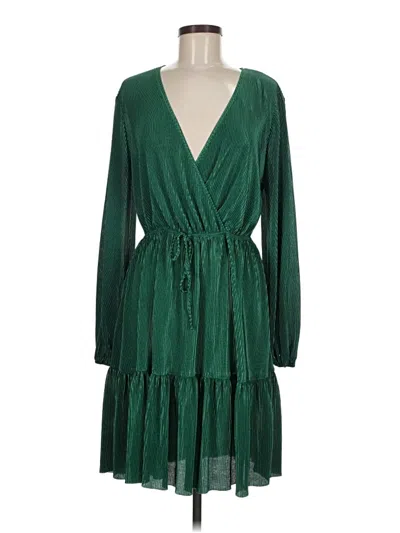 Pre-owned Emma & Michele Casual Dress In Green