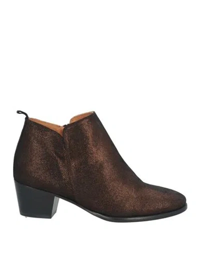 Emma Go Woman Ankle Boots Bronze Size 6 Textile Fibers In Yellow