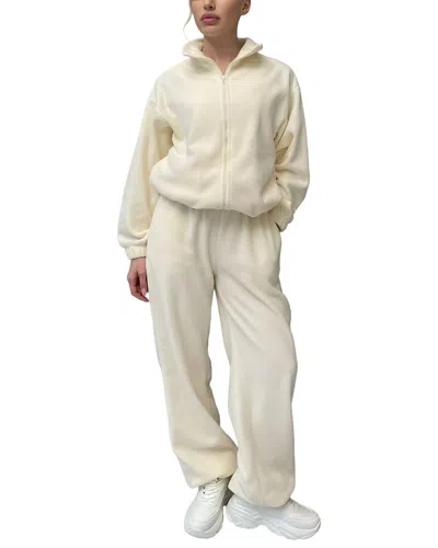 Emma Way 2pc Jacket & Pant Set In White