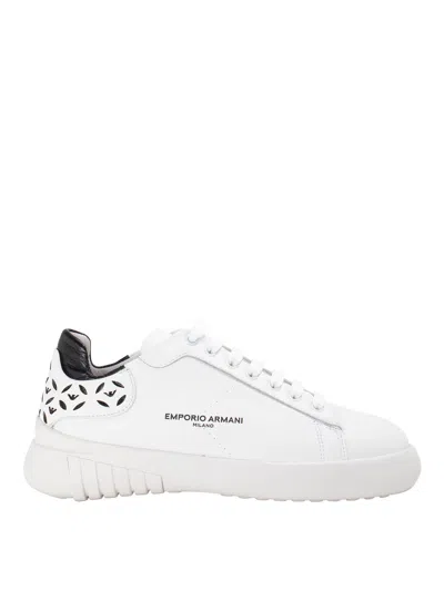 Emporio Armani Embroidered Logo Sneakers In Blanco