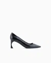 Emporio Armani Escarpins En Cuir Verni In Black