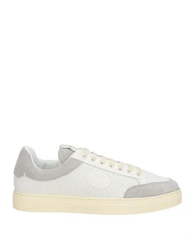 Emporio Armani Man Sneakers White Size 8.5 Leather