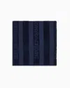 Emporio Armani Strandtuch Aus Frottee Mit Streifen Und Logo In Marineblau