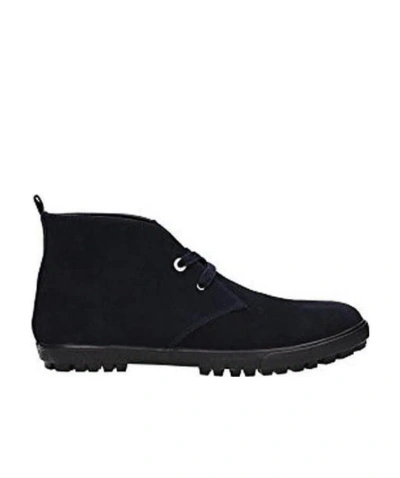 Emporio Armani Tie Your Boots. In Black