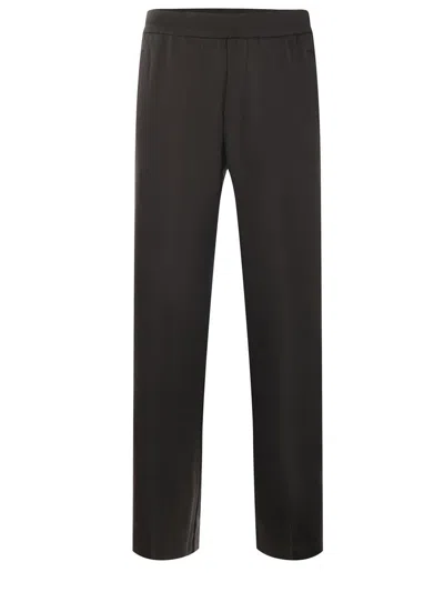 Emporio Armani Pantsshorts In Black