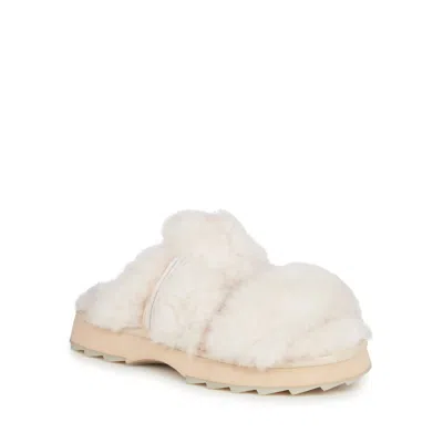 Emu Australia Women's Wobbecong Sheepskin Slides In Natural In White