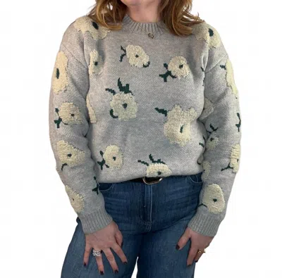 En Creme Shelby Flower Cloud Sweater In Grey In Gray