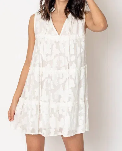 En Creme Sleeveless Burnout Dress In White