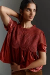 En Elly Velvet Scallop Top In Pink
