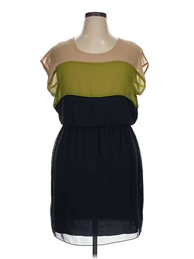 Pre-owned En Focus Studio Casual Dress In Green