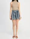 En Saison Angeline Scallop Hem Shorts In Chambray