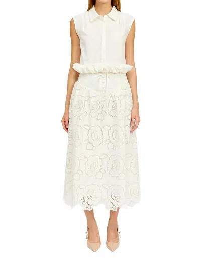 EN SAISON BOXY CROPPED BUTTON FRONT TOP IN WHITE