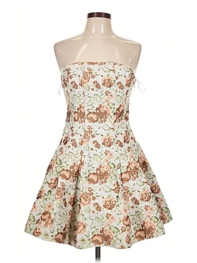 Pre-owned En Saison Cocktail Dress In Ivory