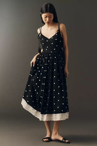 En Saison Petite Heather Midi Dress In Black
