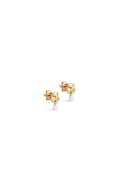 Enamel Copenhagen Mio Pearl Studs In Gold