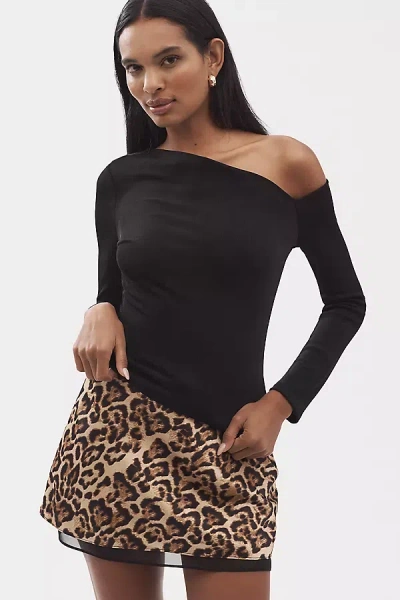 Endless Rose Long-sleeve Asymmetrical Shoulder Top In Black