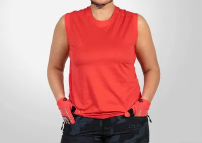 Endura Inc Women's Singletrack Tank Top In Pomegranate In Red