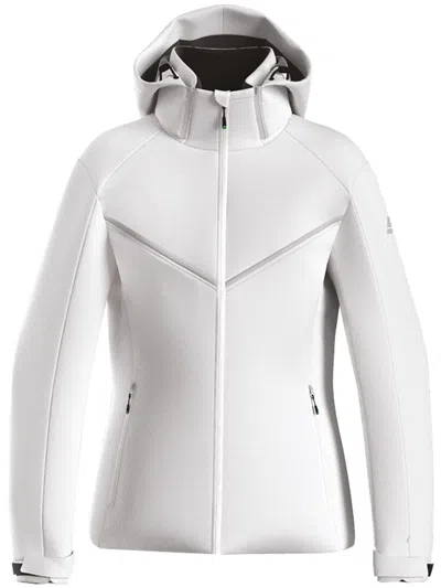 Energia Pura Trun Lady In White