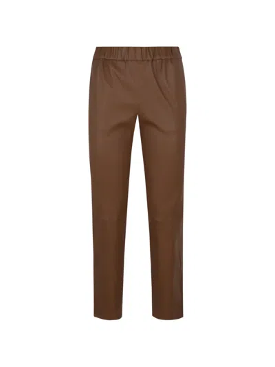 Enes Elasticated Trousers In Brown