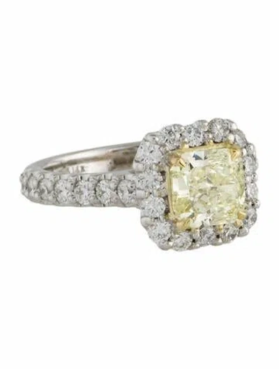 Pre-owned Engagement Ring 1.45ct Diamond  In Multi