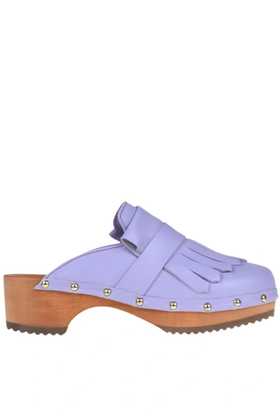 Ennequadro Fringed Leather Clogs In Lavender