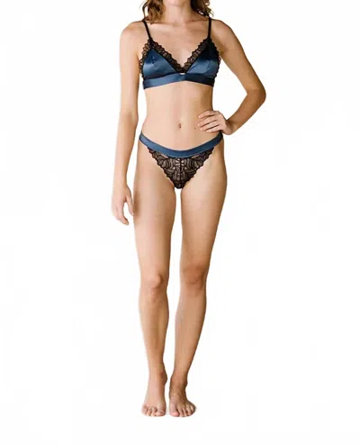 Entos Femina Bra In Navy Blue In Black
