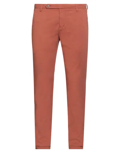 Entre Amis Pants In Red