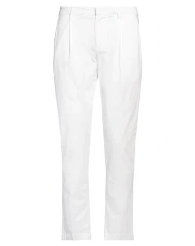 Entre Amis Man Pants White Size 30 Cotton, Lycra, Elastane In White