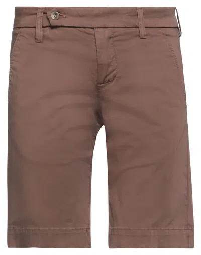 Entre Amis Man Shorts & Bermuda Shorts Dark Brown Size 31 Cotton, Elastane