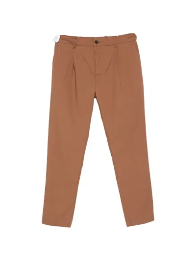 Entre Amis Reno Slim-fit Trousers In Brown