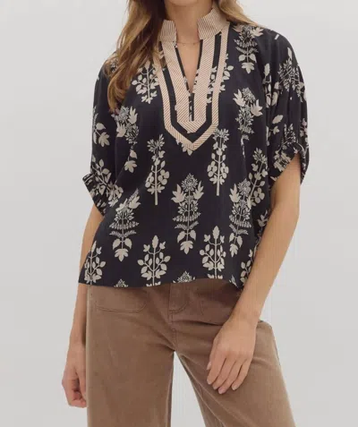Entro Abstract Botanical Top In Black In Animal Print