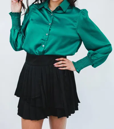 Entro All The Glory Satin Shift Top In Hunter In Green