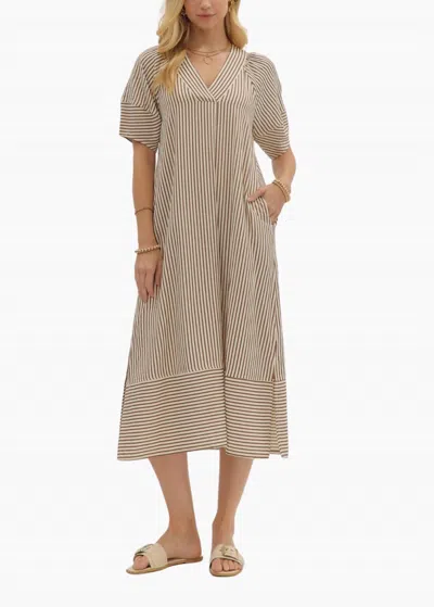 Entro Annie Midi Dress In Black In Multi