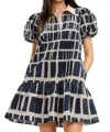 Entro Arlina Abstract Print Mini Dress In Navy In Blue
