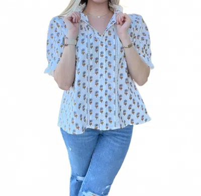 Entro Blooms Blouse In Ivory In Multi