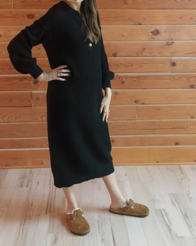 Entro Call Me Cozy Knitted Midi Dress In Black