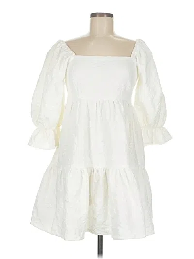 Pre-owned Entro Casual Dress In White