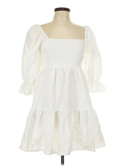 Pre-owned Entro Casual Dress In White