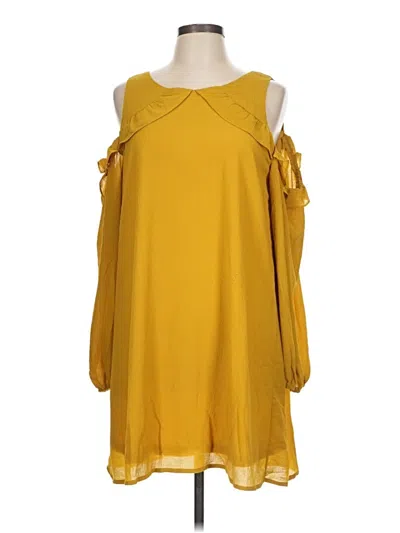 Pre-owned Entro Casual Dress In Yellow