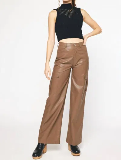 Entro Channel Sleeveless Top In Black