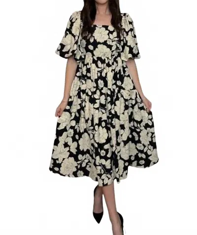 Entro Classic Petals Midi Dress In Black In Multi