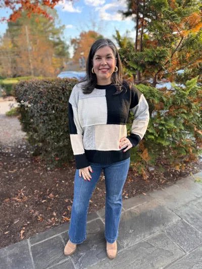 Entro Color Block Round-neck Sweater In Black Multi In White